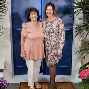 Meet your Posher, Liz